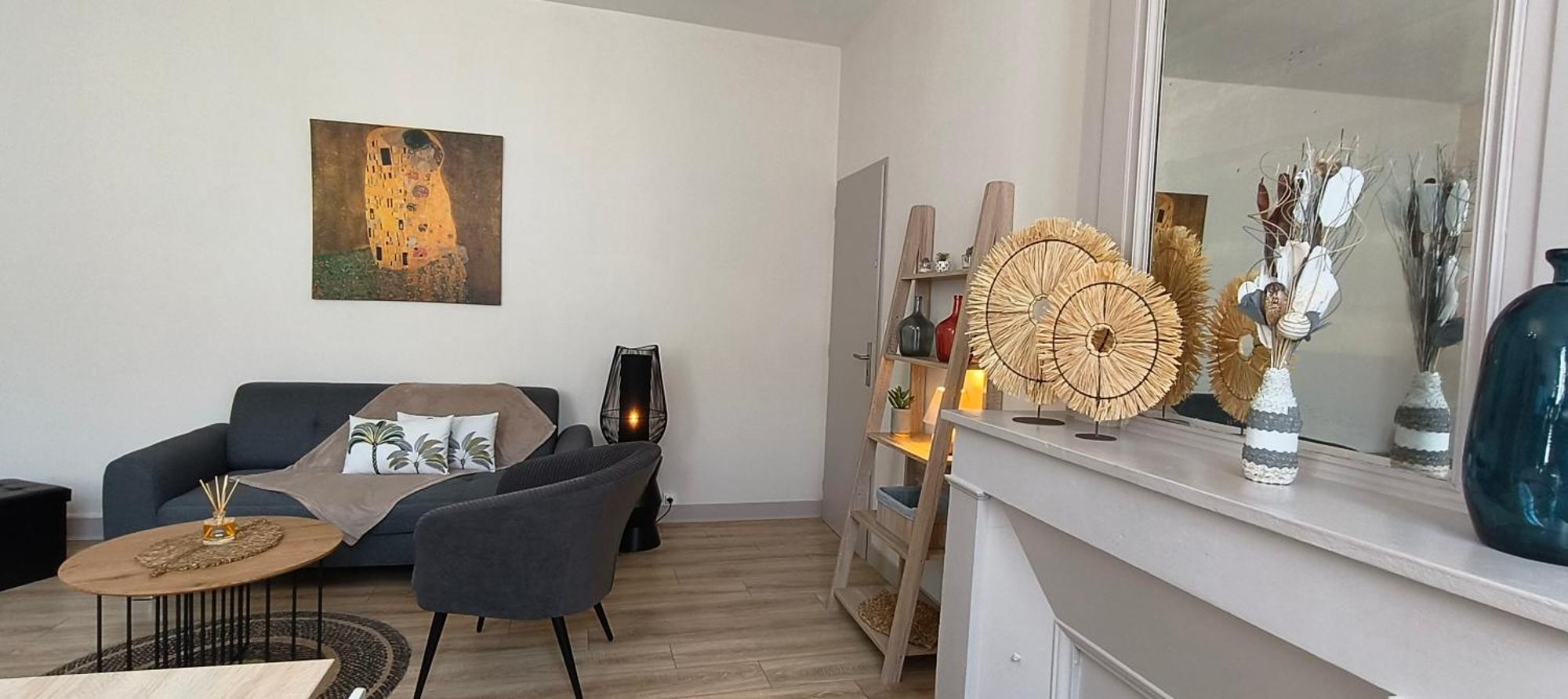 Duplex Confort Hotel De Ville 2 Chambres 2 Sdb Angouleme Exterior photo